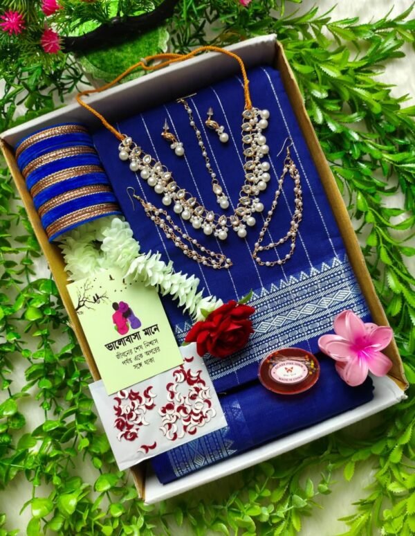 Gift Sharee Combo with jewellery and accessories
