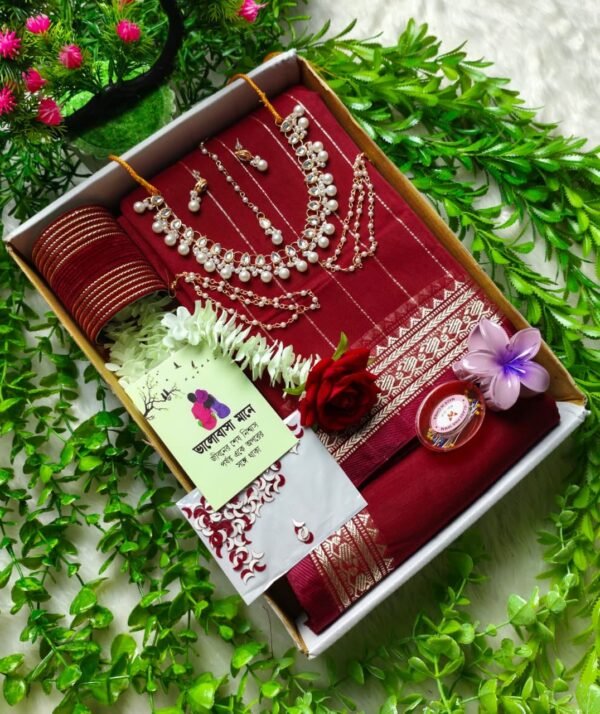 Gift Sharee Combo with jewellery and accessories