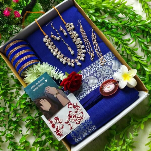 Gift Sharee Combo with jewellery and accessories